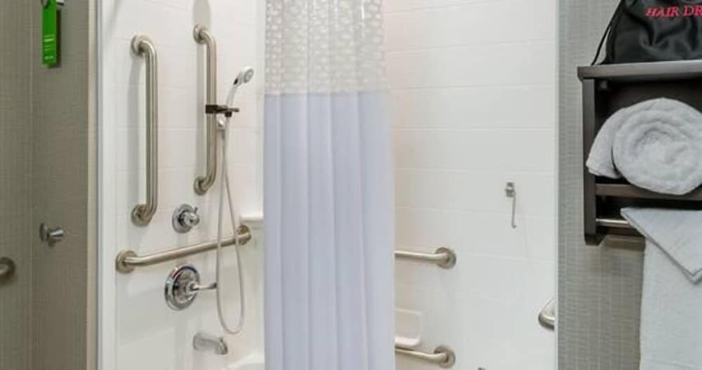 Hampton Inn Suites Portland Vancouver 16/49