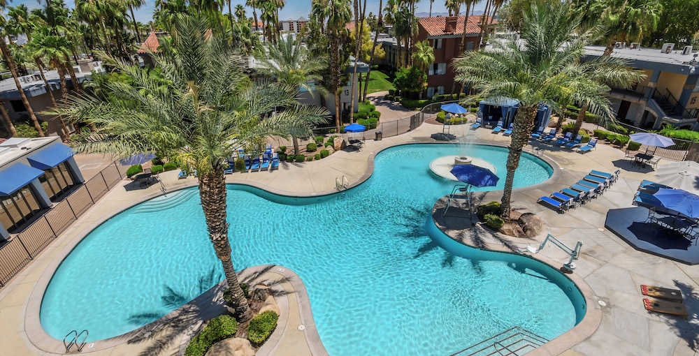 Alexis Park Resort 62/67