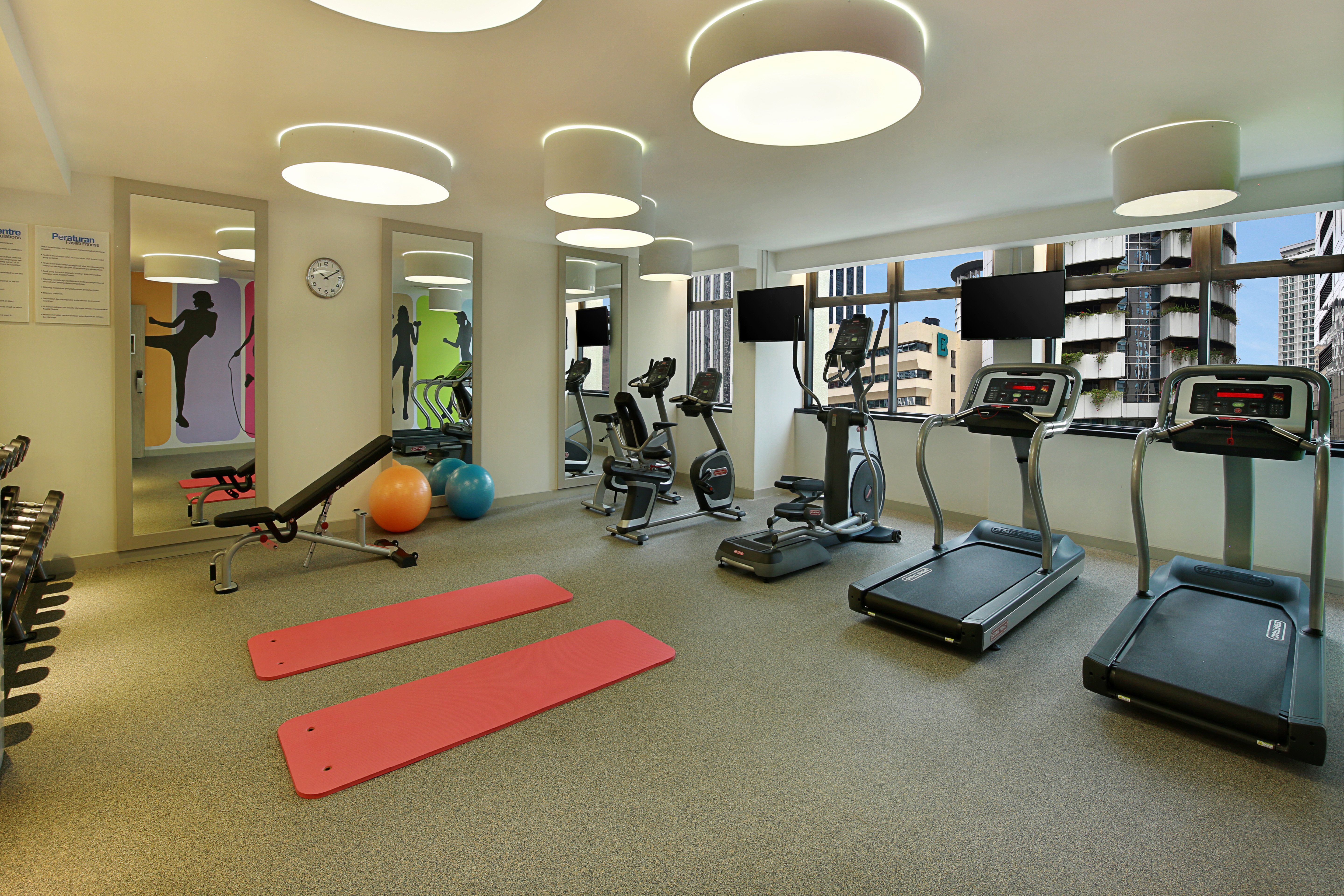 Holiday Inn Express Kuala Lumpur City Centre 38/57