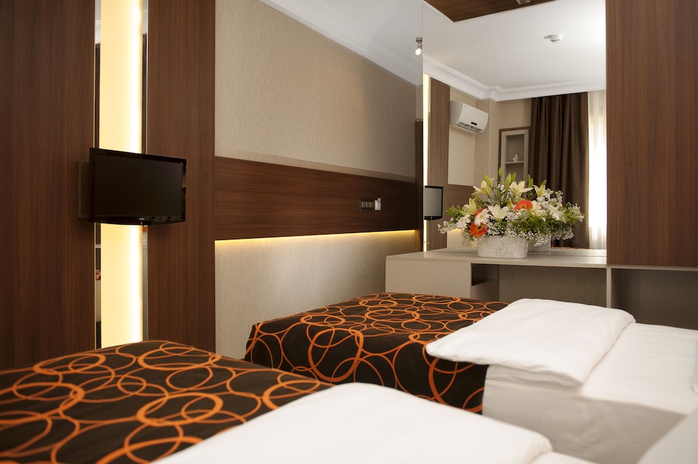 Birbey Hotel 33/36