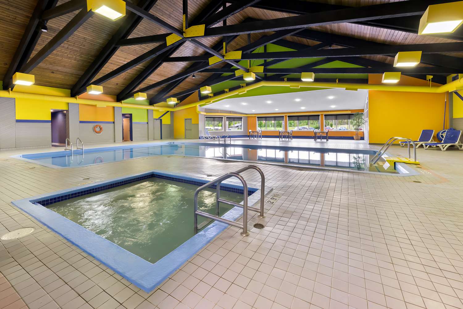 Best Western Plus Norwester Hotel and Conference Centre 8/35