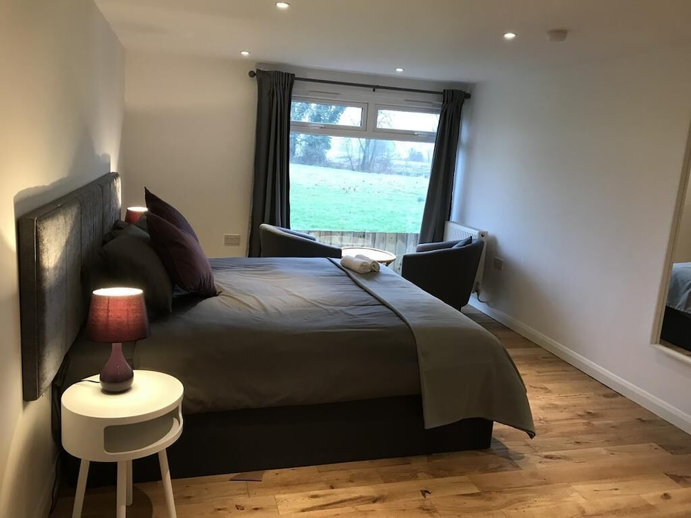Tor Spa Retreat 6/12