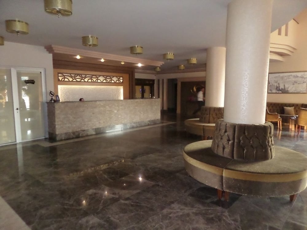 Hotel Labella Bergama 6/24
