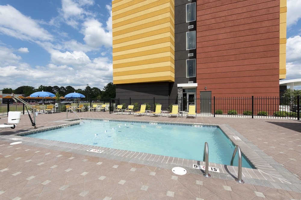 Fairfield Inn Suites By Marriott Jackson Clinton in CLINTON - MS