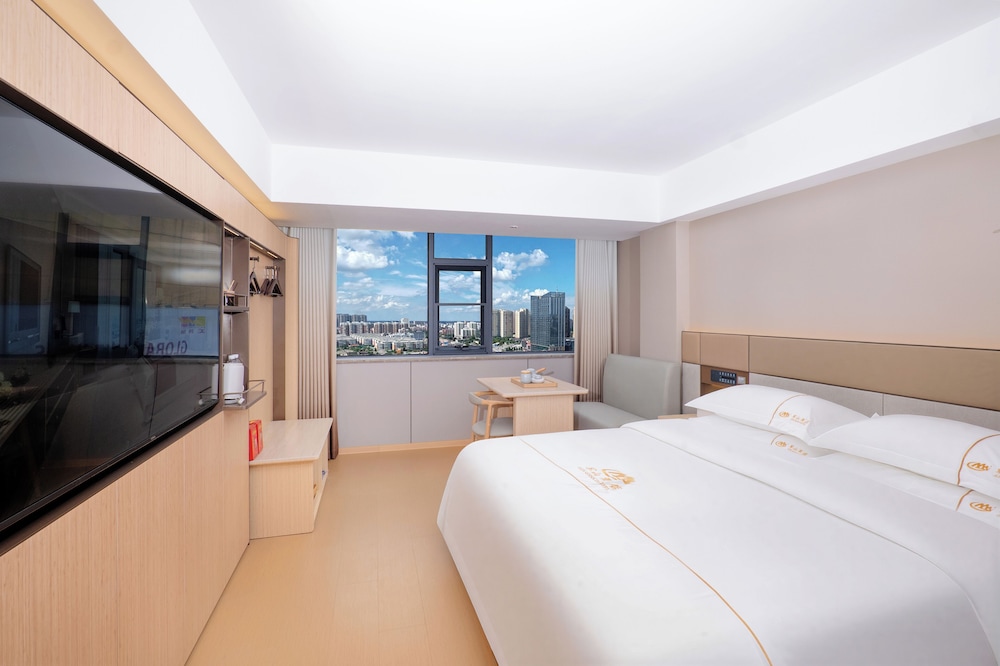 Junshan Hotel 17/75
