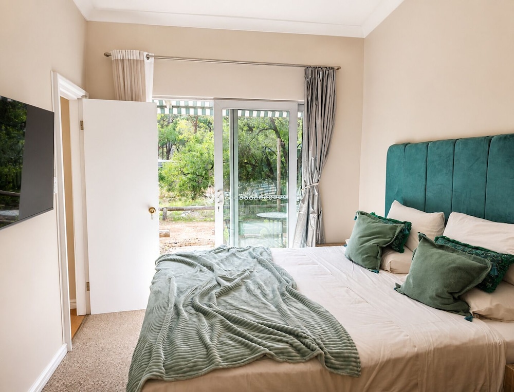 MARGARET RIVER BED AND BREAKFAST 10/48
