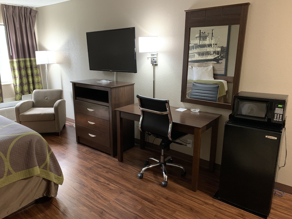 Harmony Hotel Hernando 32/35