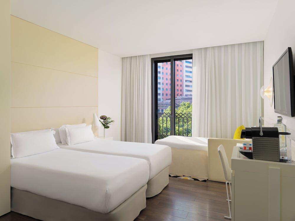 H10 Urquinaona Plaza Hotel 24/72