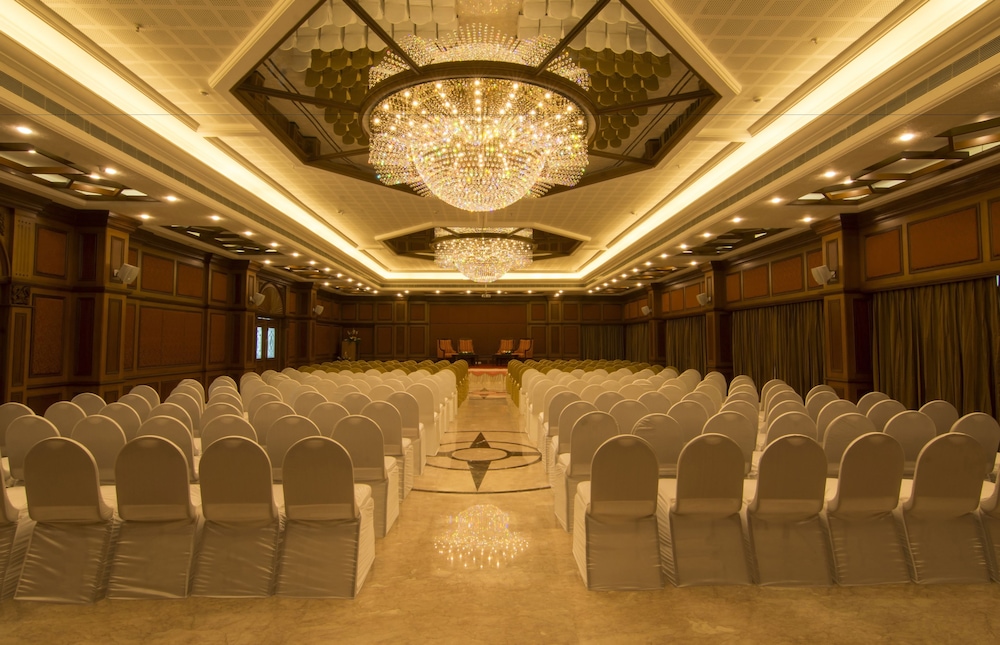 Shenbaga Hotel and Convention Centre 24/31