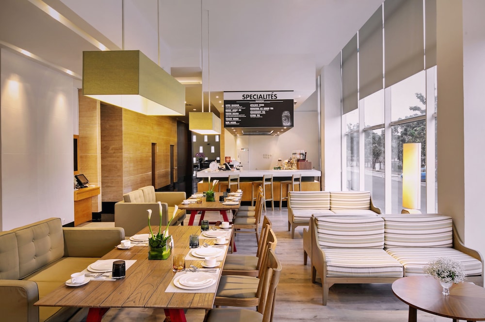 D Primahotel Tangerang 38/47