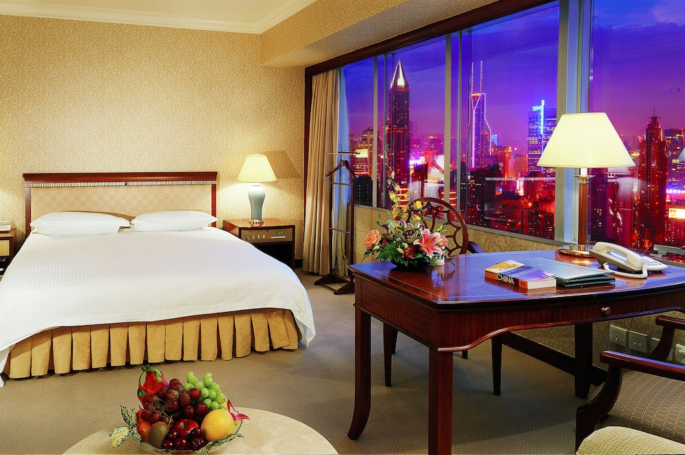 Jin Jiang Tower Hotel 32/63