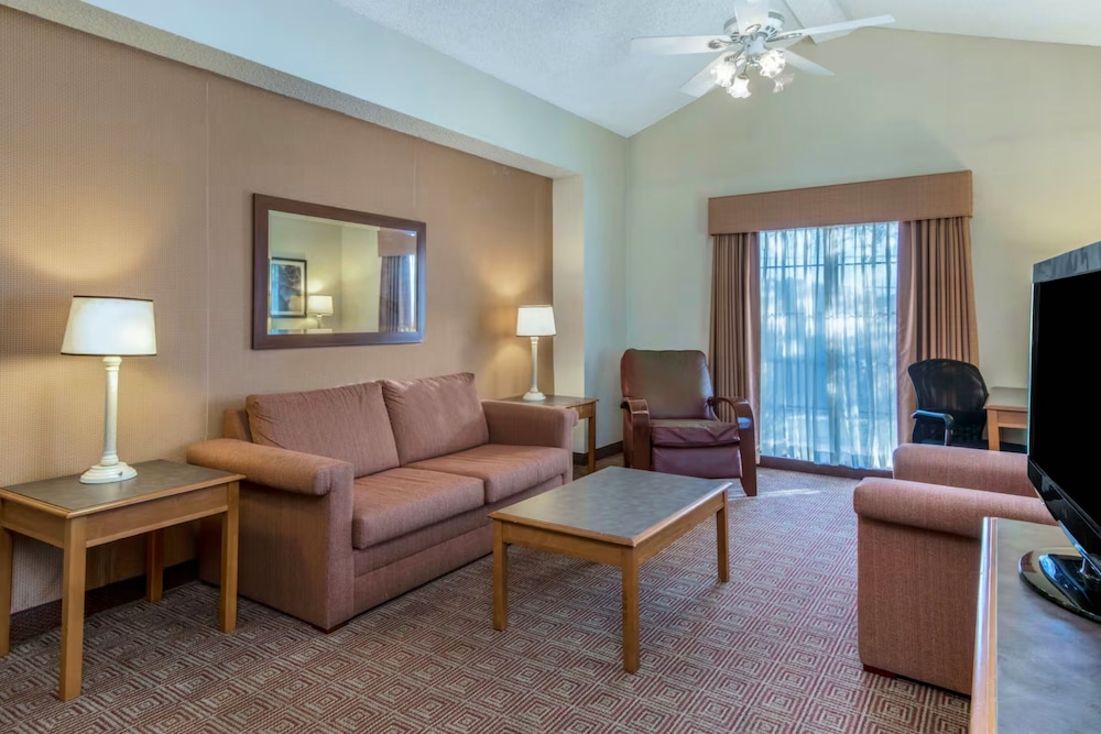 Garden inn and suites san antonio l 35 28/36