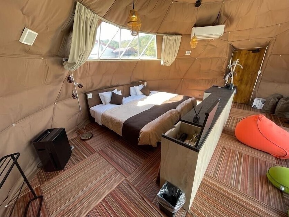 Glamping, Japanese, Twin Beds, 2 Futon Beds