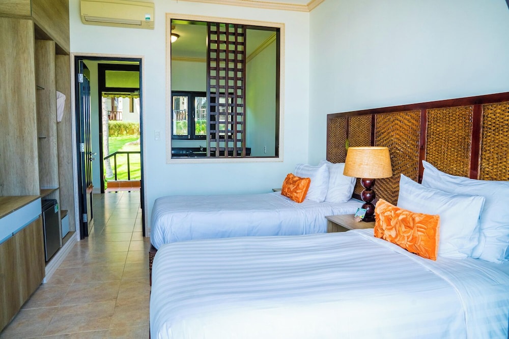 Lotus Muine Beach Resort Spa 8/50