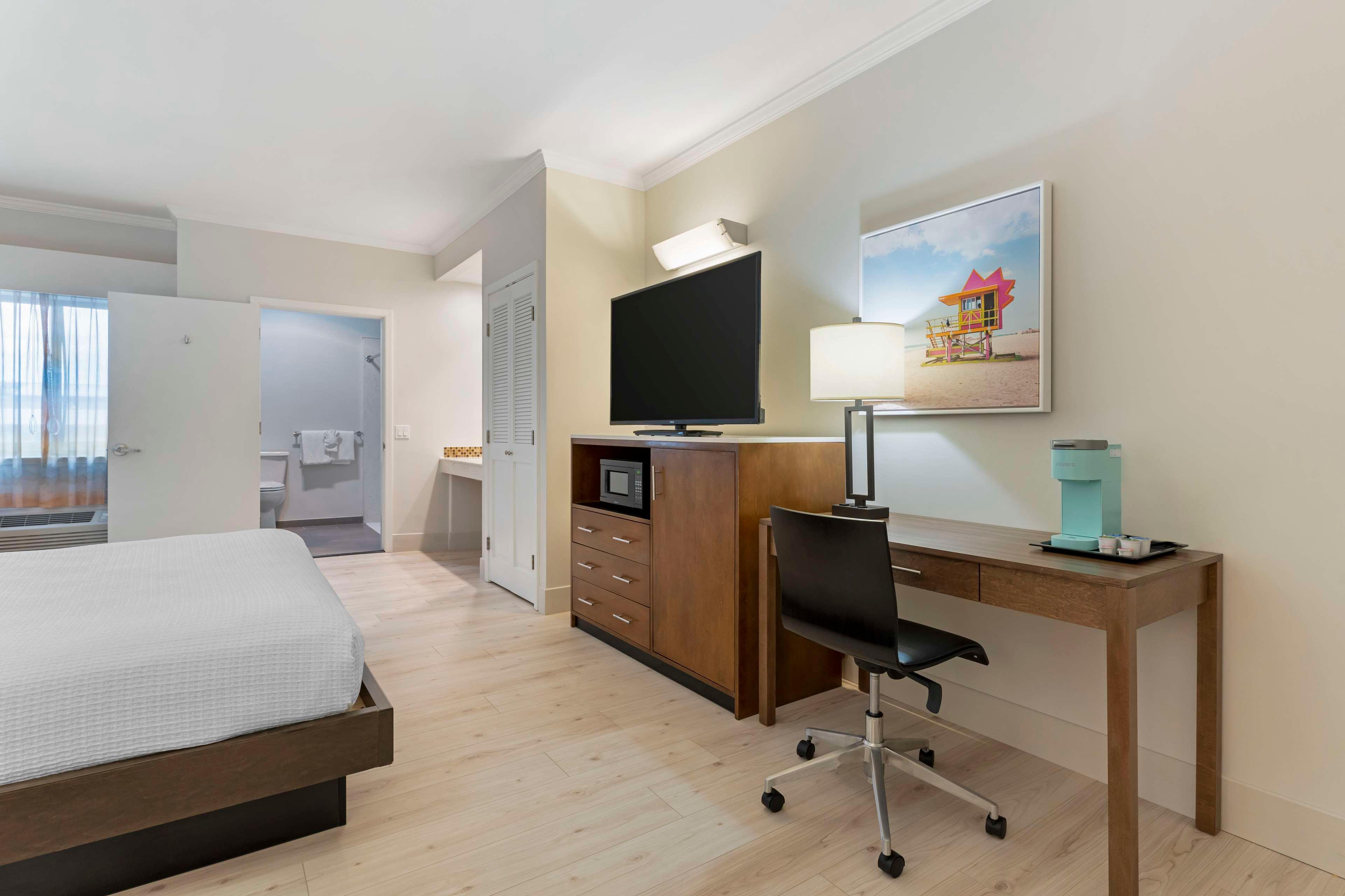 غرفة لذوي الإعاقة، Best Western Plus All Suites Inn 7/7