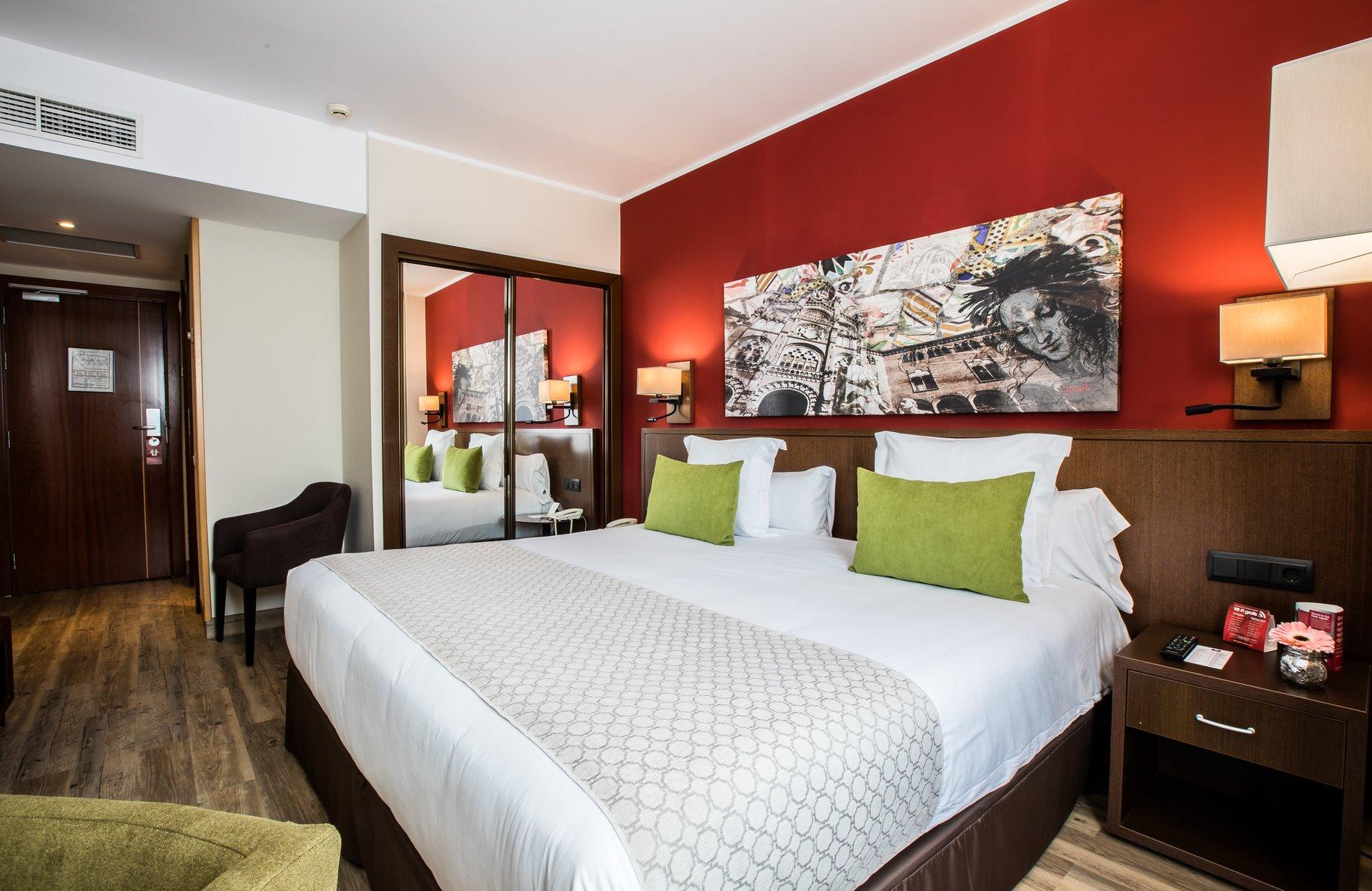 Room, Double Bed
