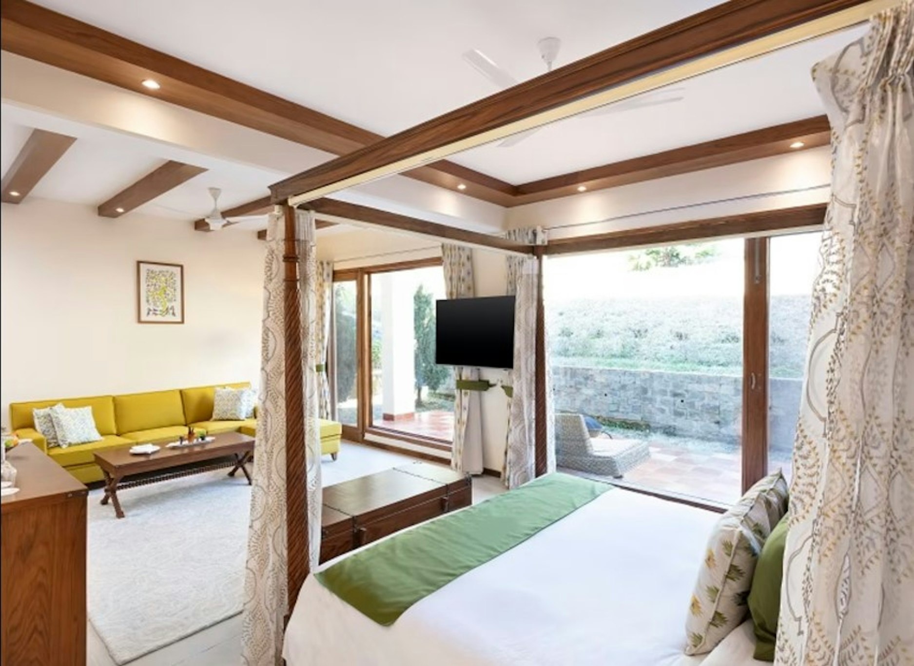 SURYA VILAS LUXURY SPA & RESORT 7/25