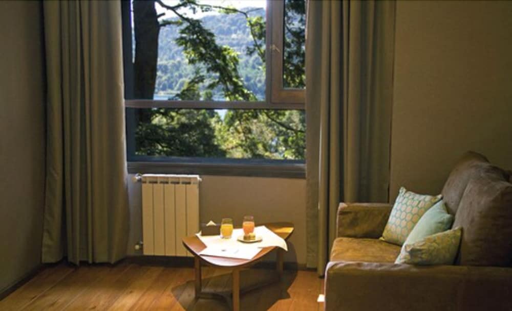Boutique Hotel And Cabanas Bosque de Nahuel 52/78