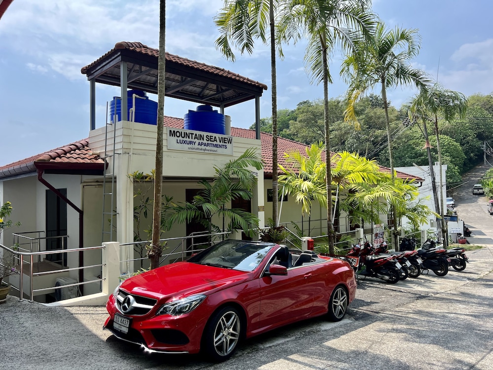 Mountain Sea View Luxury Apartments 62/72