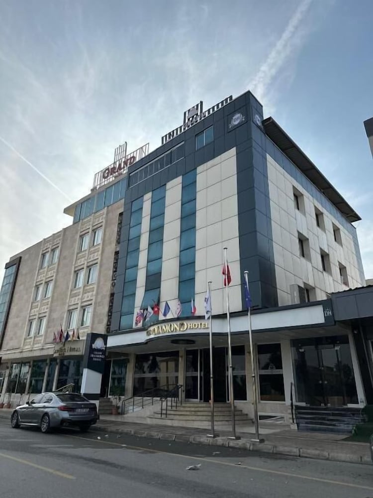 Grand Diamond Hotel 1/20