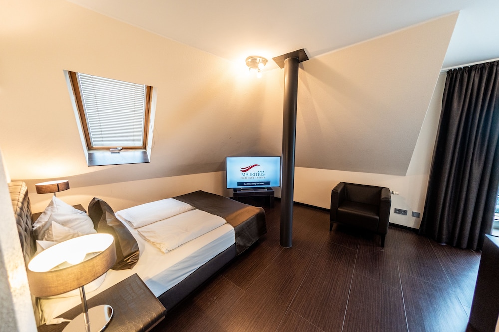 Mauritius Hotel And Therme Cologne 65/75