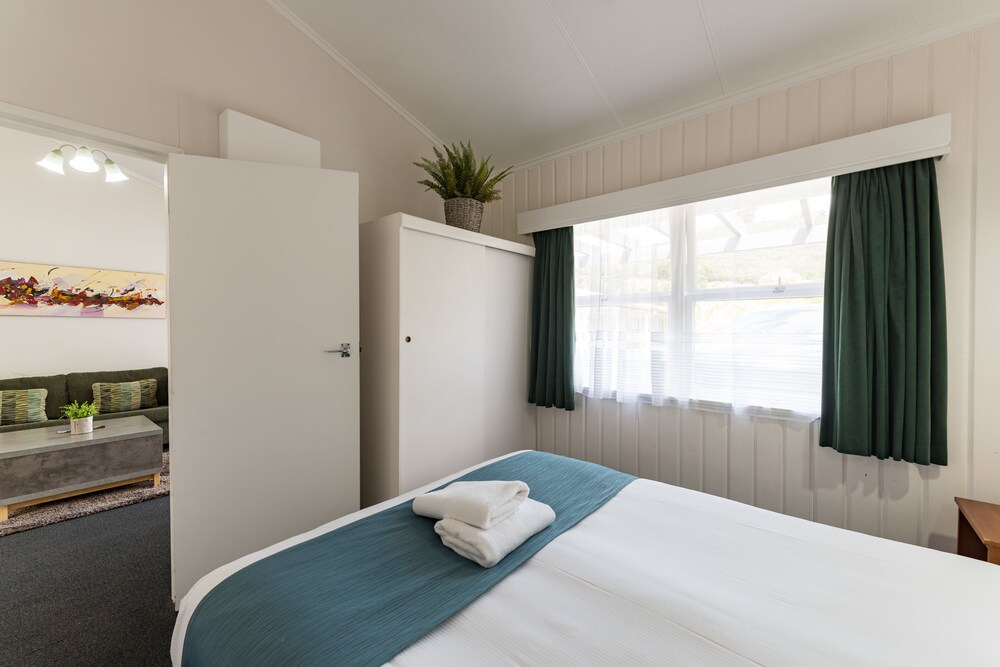 The Captains Motel 26/61