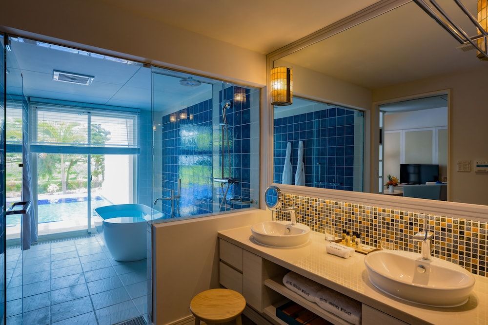 Pool, Premier, Villa, Twin Beds, Lounge Access, Ground Floor