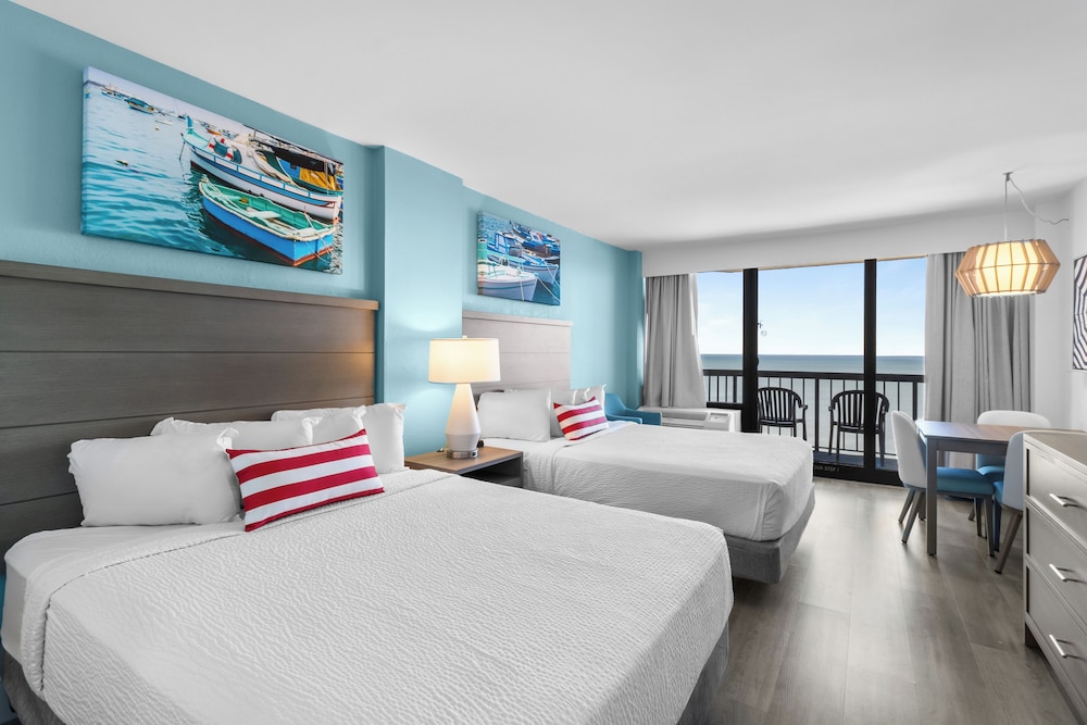 Efficiency, Pinnacle, Deluxe, 2 Queen Beds, Ocean Front