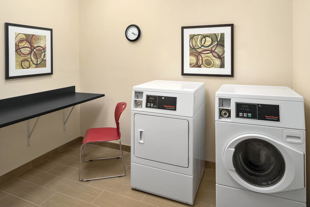 Comfort Inn & Suites Lima Northwest 10/30
