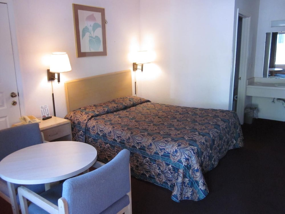 Westmont Inn - Lakeland 15/22