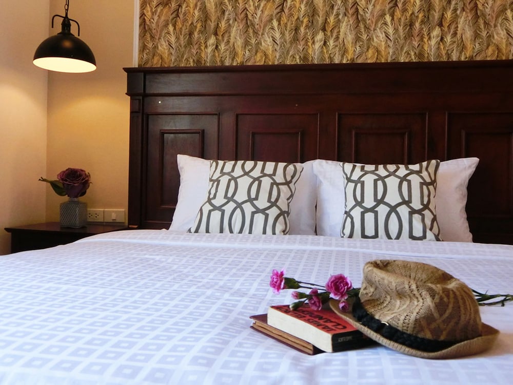 Bloom Boutique Hotel And Cafe 15/34
