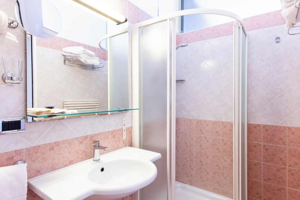 Hotel Baltic Riccione 65/68