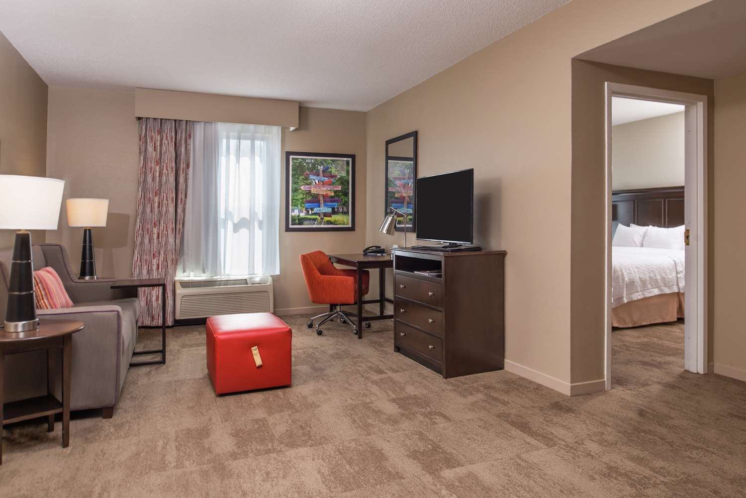 Hampton Inn & Suites Charlotte-Arrowood 56/61