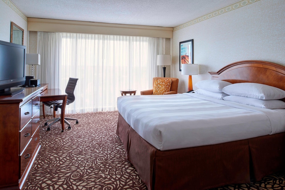 Concierge, King Bed