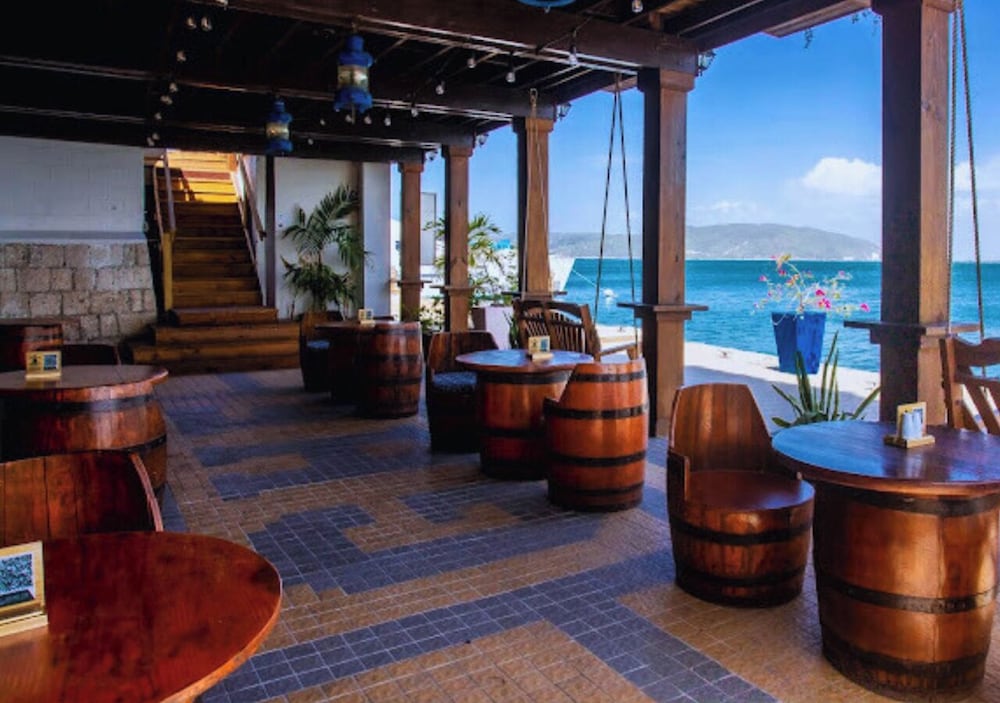 The Grand Port Royal Hotel Ex Morgans Harbour Hotel Marina Port Royal 37/55