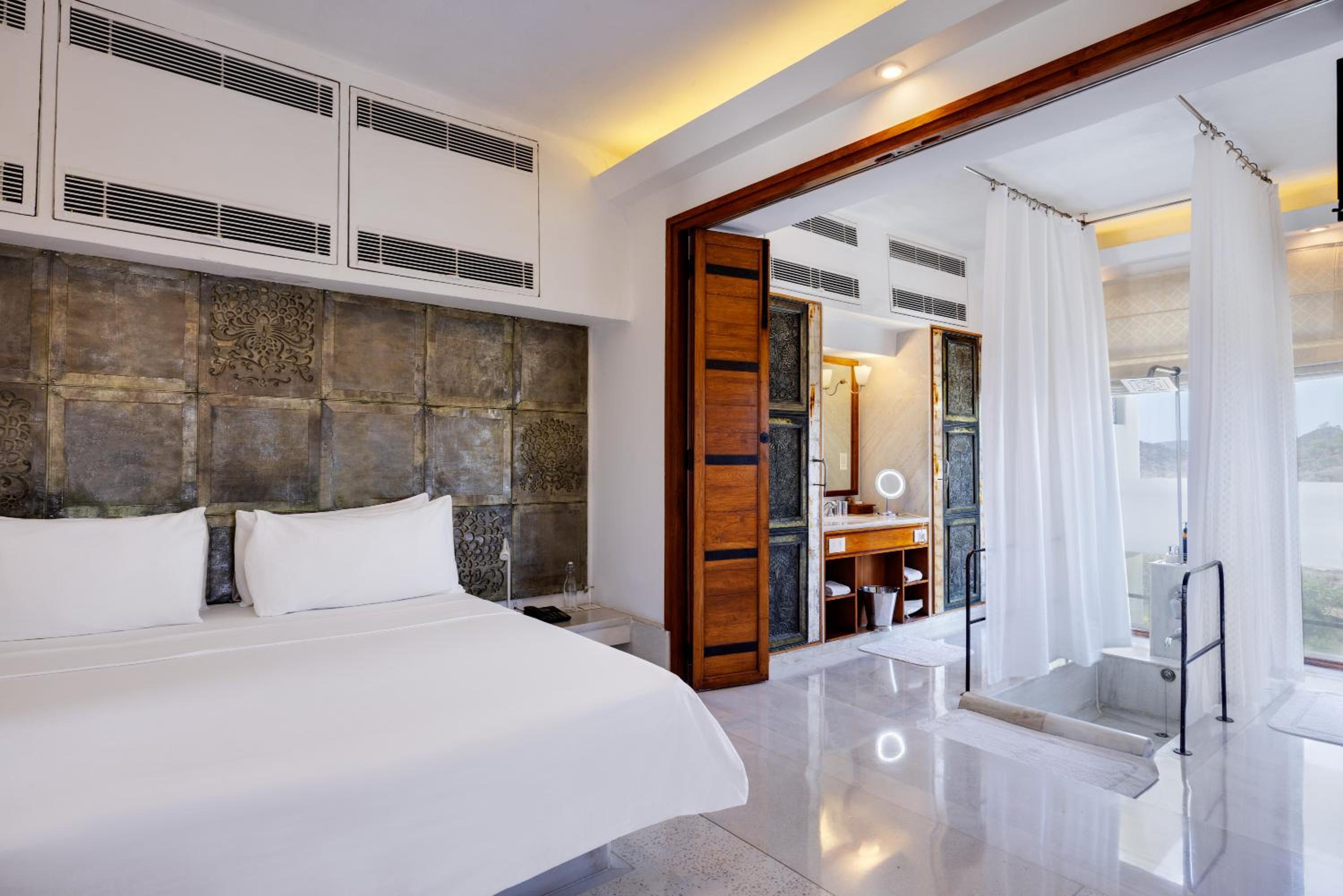 Aravali, Suite, Double Bed