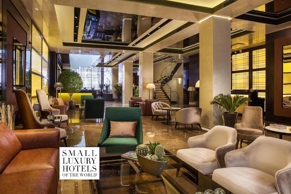 Saint Ten Hotel 47/83