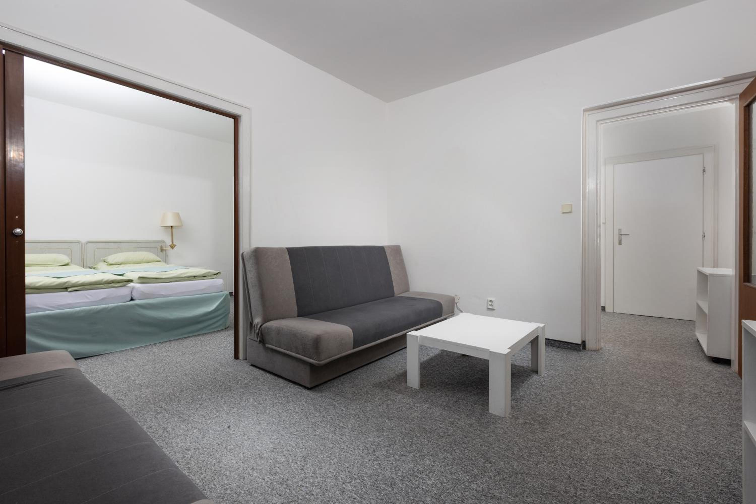 Ferdinand Hotel 38/47
