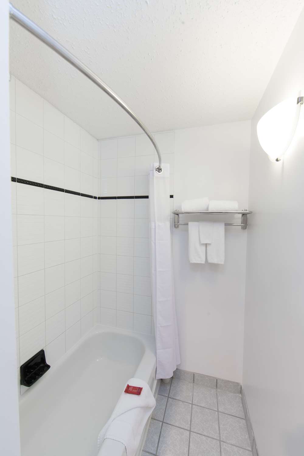 SureStay Hotel by Best Western Castlegar 44/44