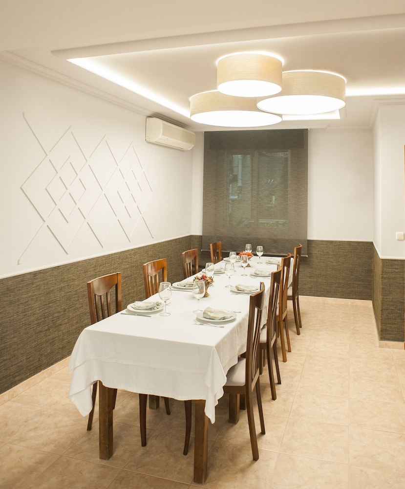 San Lorenzo Hotel 32/48