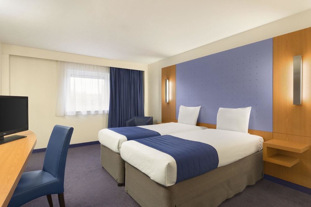 Ramada by Wyndham London North M1 13/40