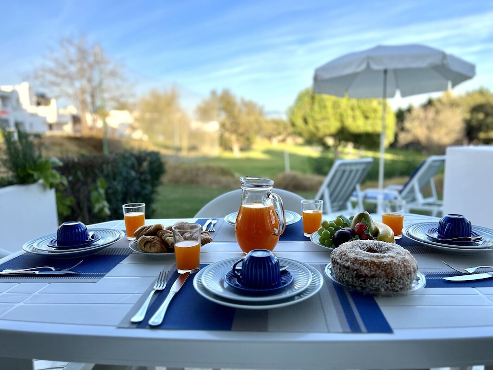 Balaia Golf Village 85/94