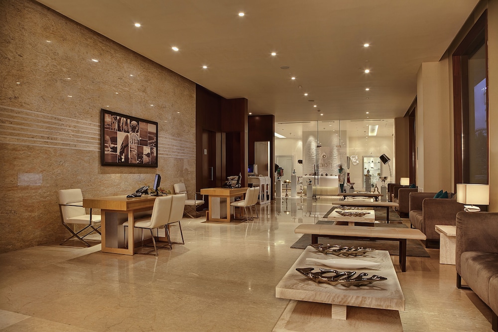 Novotel Visakhapatnam Varun Beach Hotel 59/75