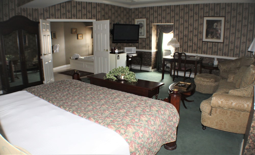 Waynebrook Inn Est 1865 25/73