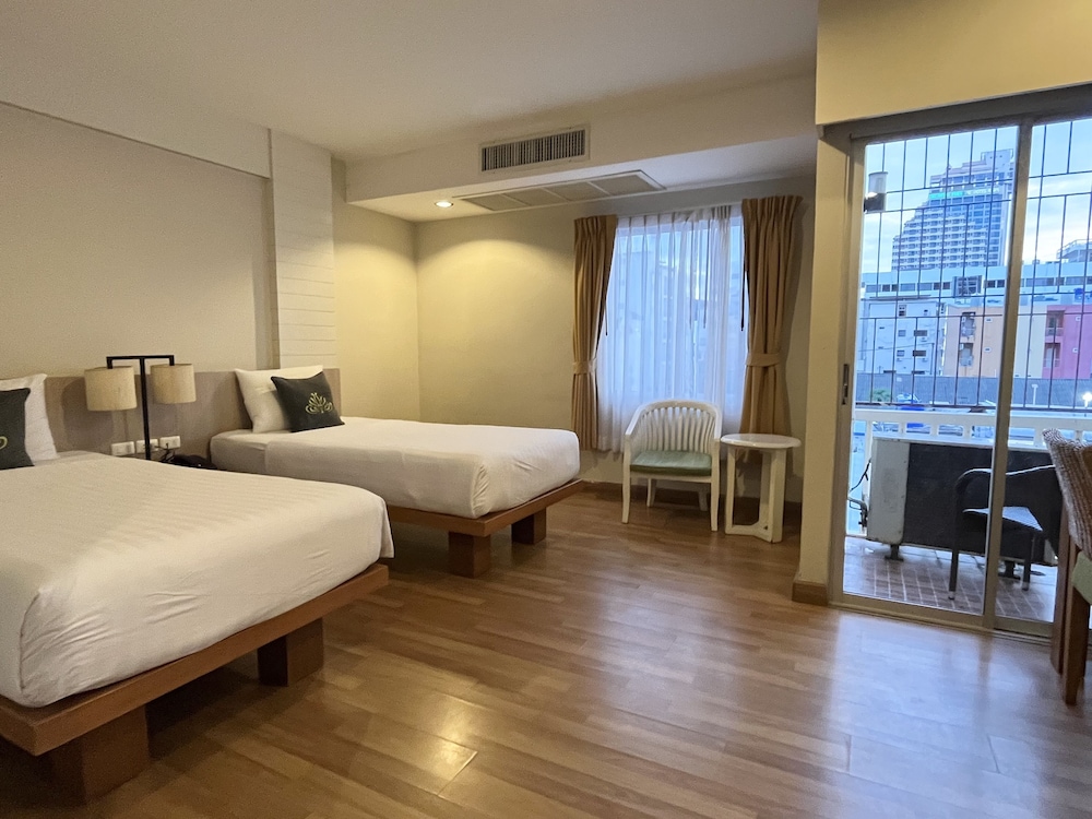 PALMYRA PATONG RESORT 14/61