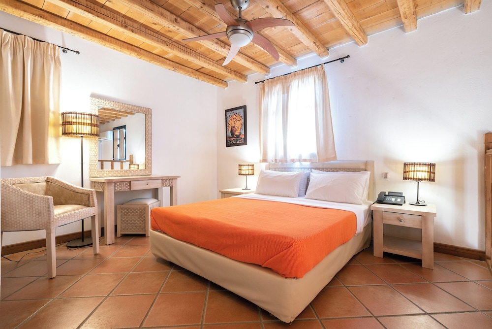 The Varos Residences Hotel 22/72