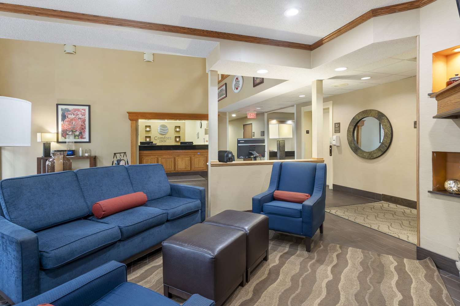 Comfort Inn North Polaris 26/38
