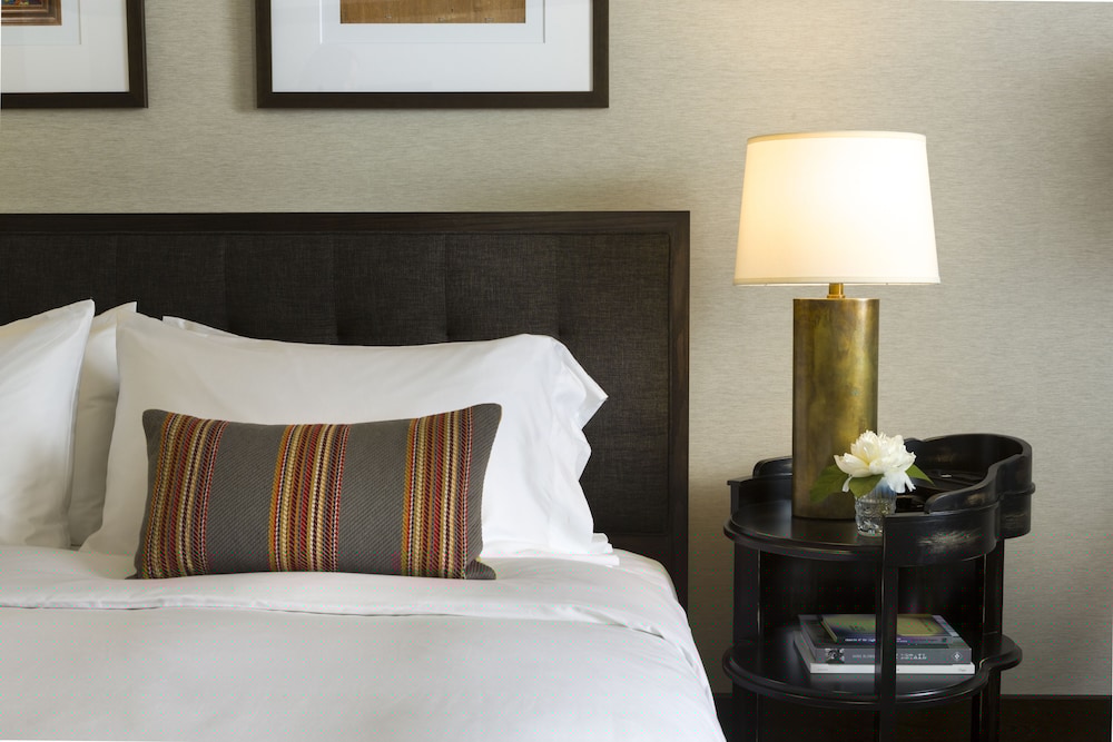Kimpton Journeyman Hotel 16/80