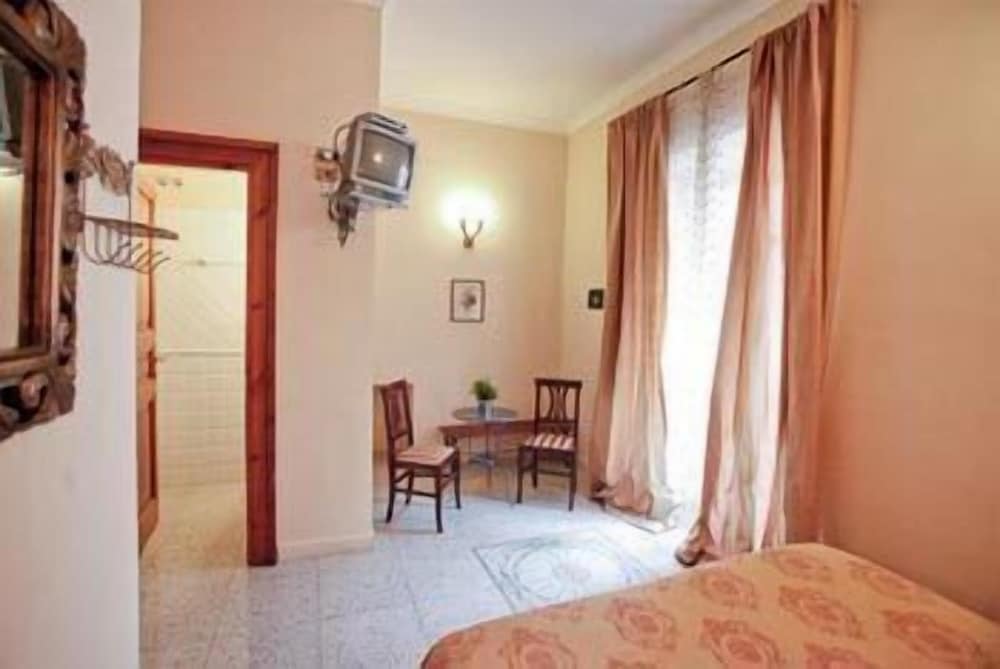La Maison De Marta 23/28
