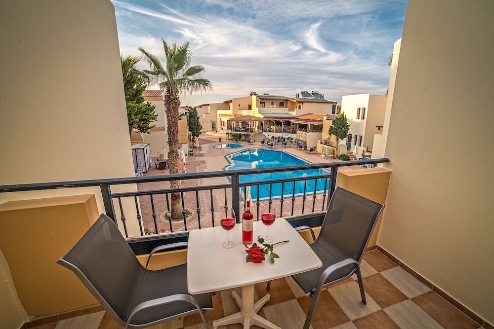 Blue Aegean Hotel and Suites 49/64